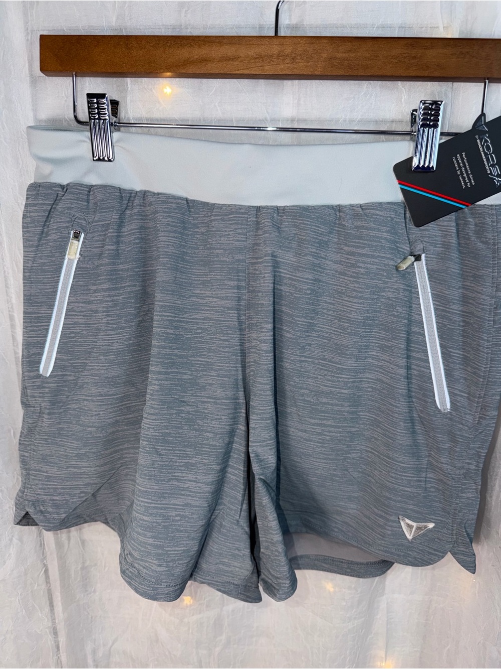 KORSA Embrace 5” short 2.0 Heather Gray Athletic Shorts